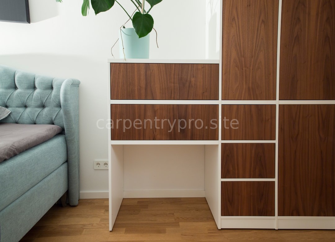 Gallery 2